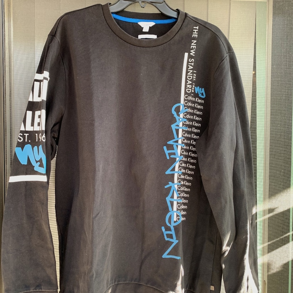 Calvin Klein Black and Blue Graffiti Sweatshirt XL